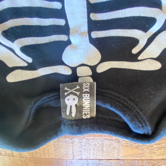 Baby/Toddler Halloween One piece -Six Bunnies - Picture 2 of 2